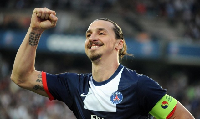 排列5开奖号码：国足移师西亚开启冲刺备战 阿兰新造型显决心