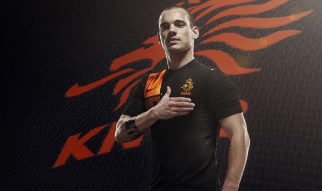 【排列5开奖号码】金球奖历史上的争议漩涡，那些年份的评选为何引发质疑？