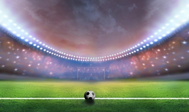 排列5-哈兰德谦逊表态引热议，梅罗仍是足坛巅峰，年轻一代仍需追赶