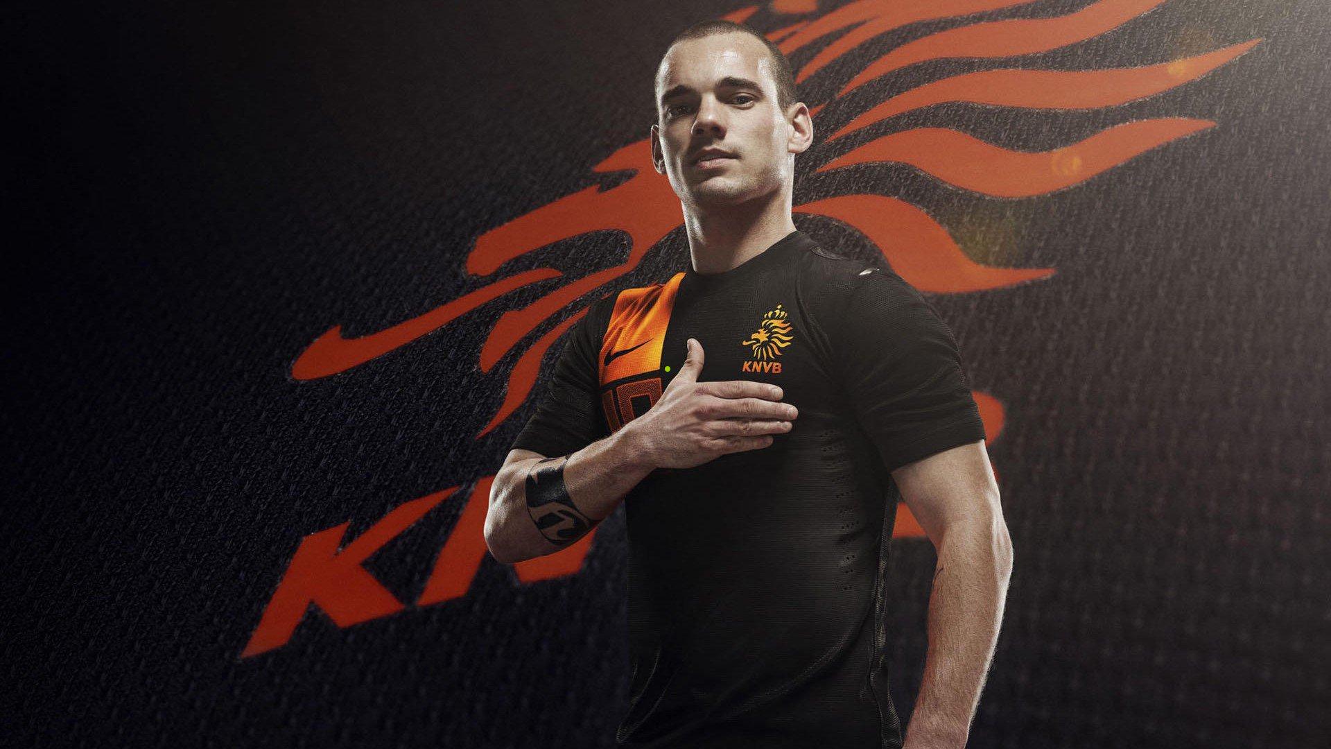 莱默尔坦言拜仁竞争环境如鲨鱼池 优异表现是唯一通行证