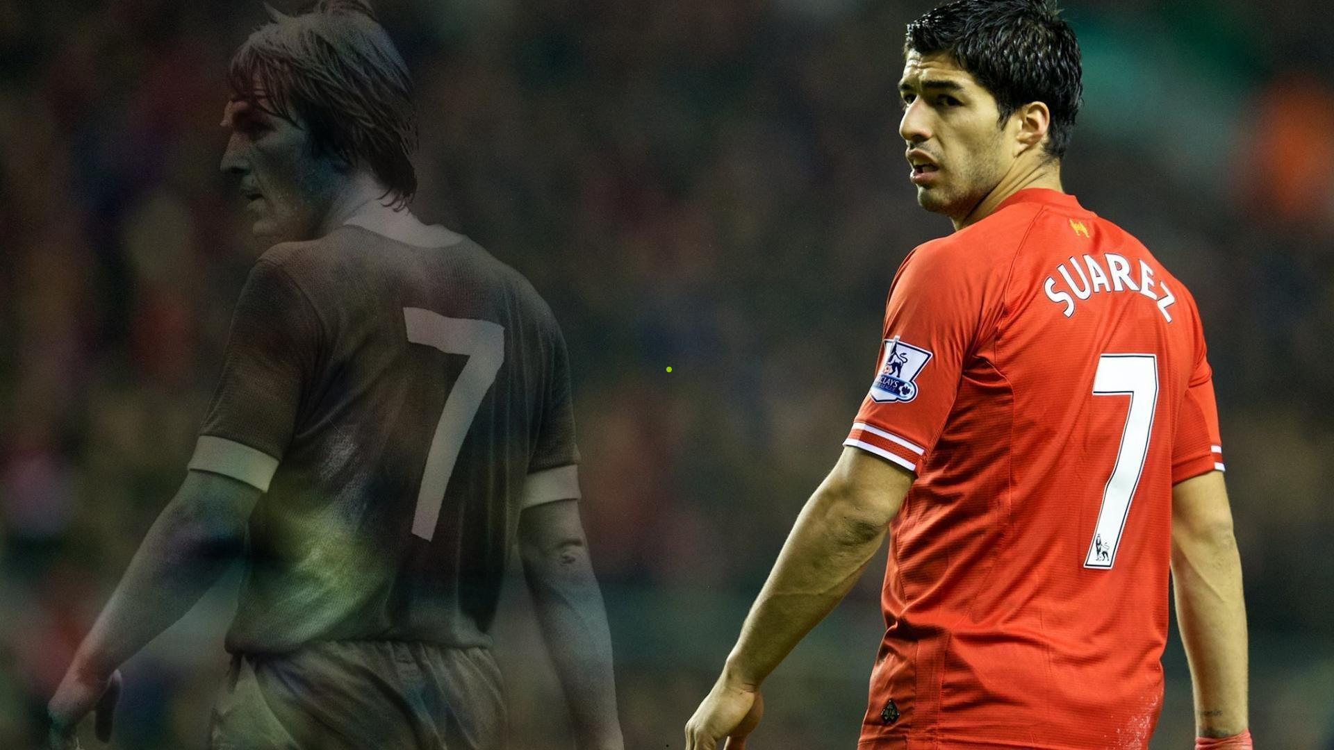 曼联豪赠跑车游说小梅西放弃巴萨梦！留队锁定未来王牌，被誉为最强10后天才