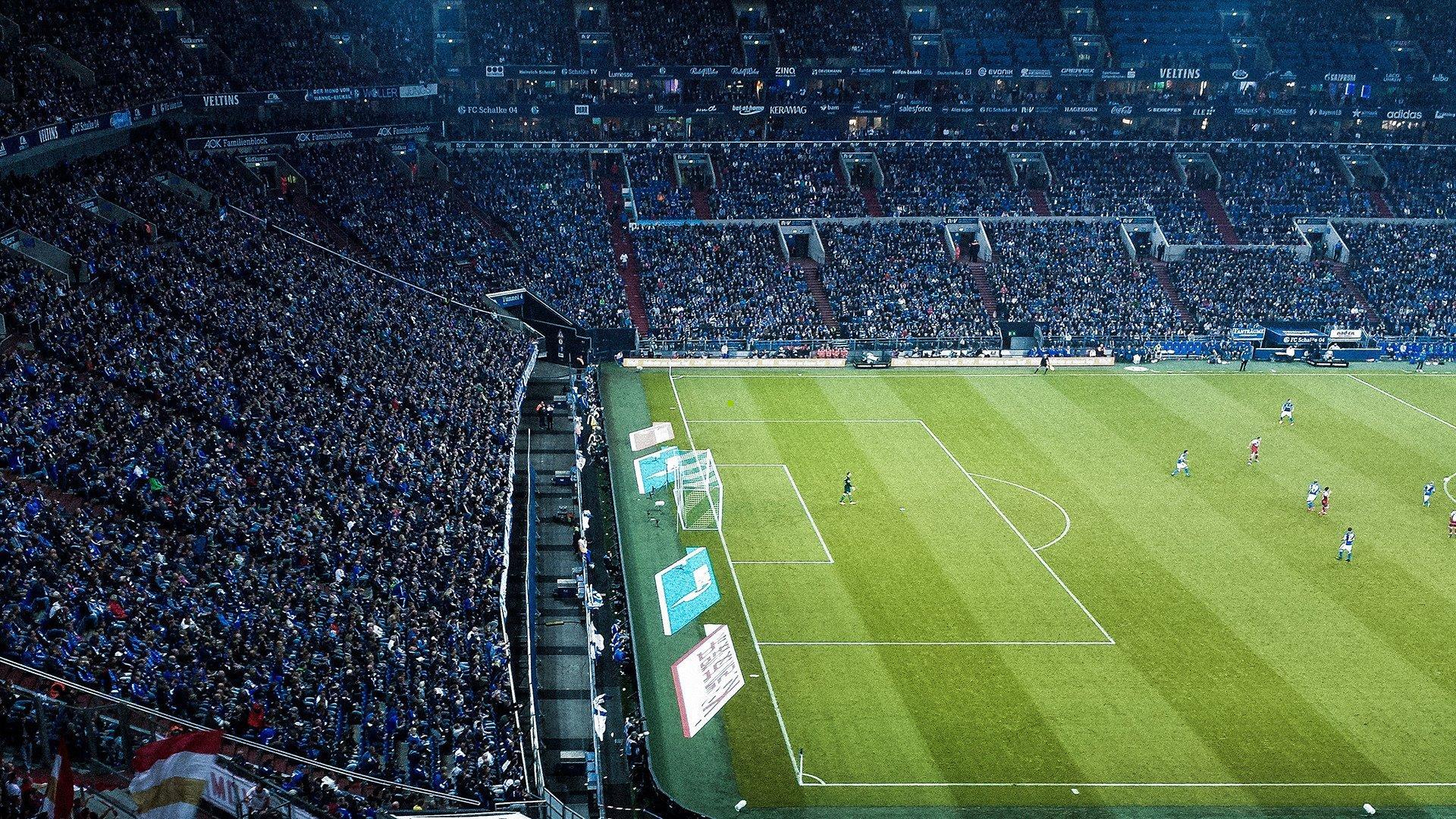 恩里克盛赞英超竞技水准，强调欧冠赛事充满不可预测性